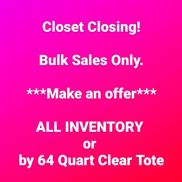 Closet Closing!  Make an Offer! - Picture 1 of 2